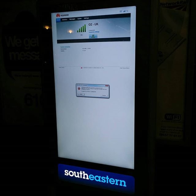 O2 UK outage - huawei - southeastern railway shitsignage